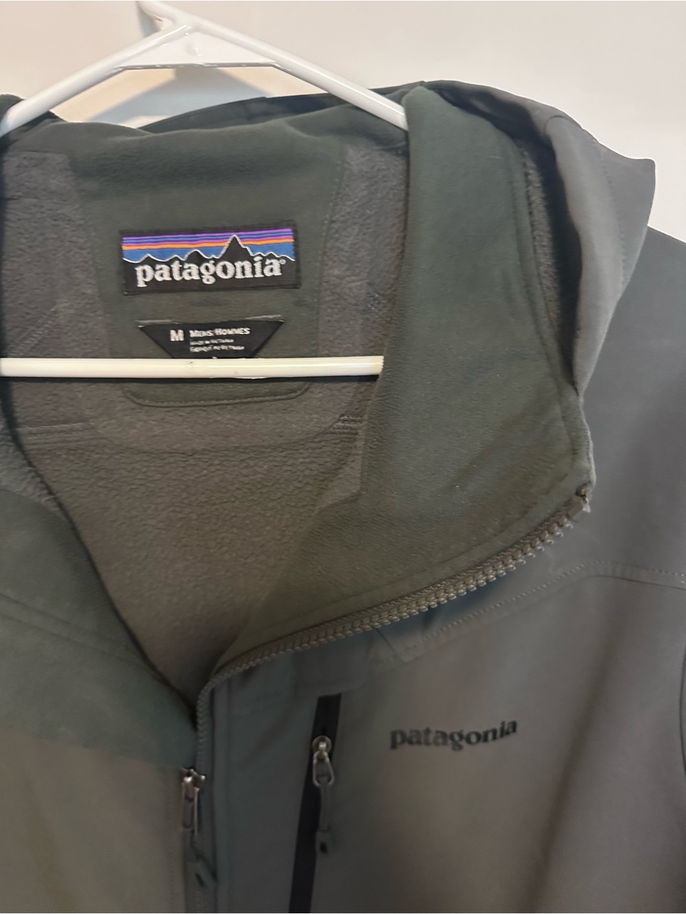 Patagonia Hooded Jacket - Grey - Picture 3 of 6
